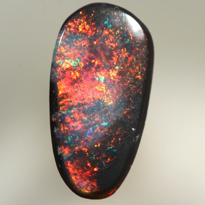 SOLID BLACK OPAL Bright, rich reds always